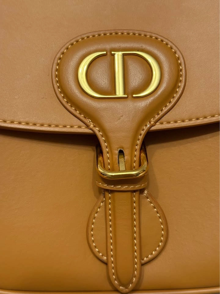 Vintage-Inspired Camel Brown Saddle Crossbody Bag - photo 3