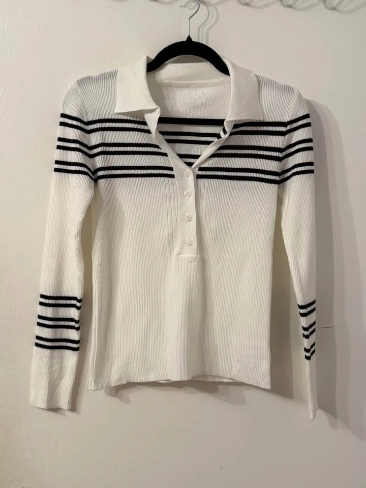 White Ribbed Knit Collared Sweater – Classic Nautical Style (Siz - photo 3