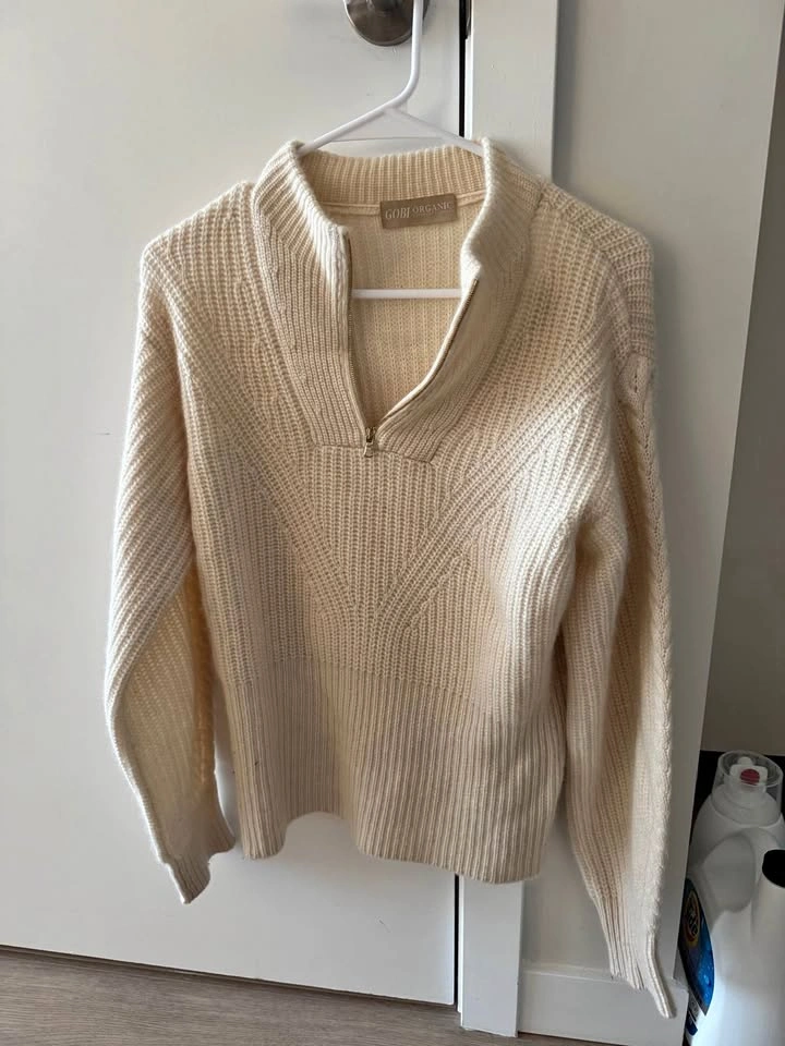Mongolian cashmere sweater