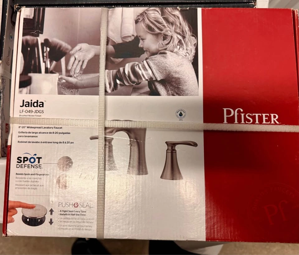 Pfister Jaida 8-Inch Widespread Bathroom Sink Faucet - photo 2
