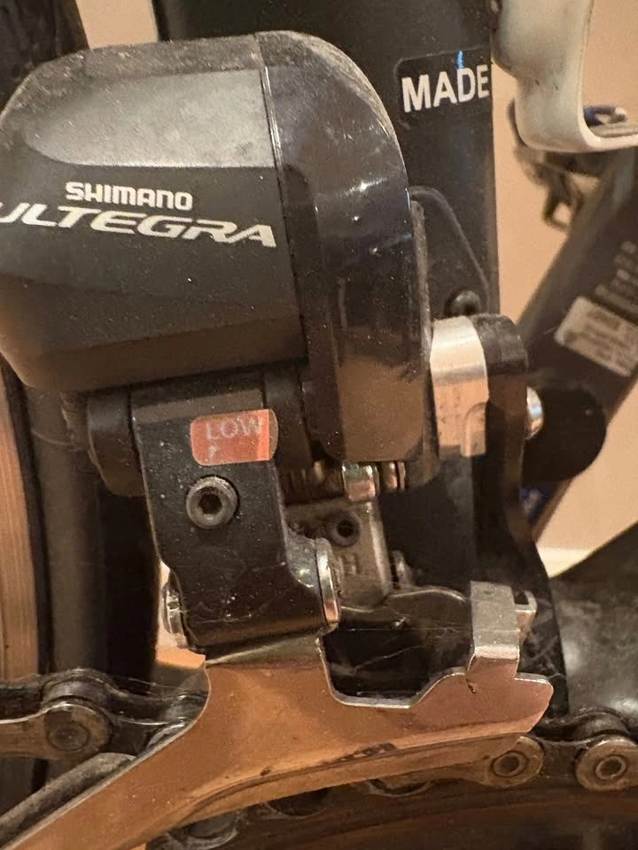 Pinarello Dogma F8 Road Bike Ultegra Di2, Needs Repair - photo 5
