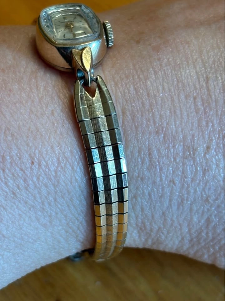 Vintage Ladies Wittnauer Cocktail Watch – 10K GF Duchess Link Br - photo 5