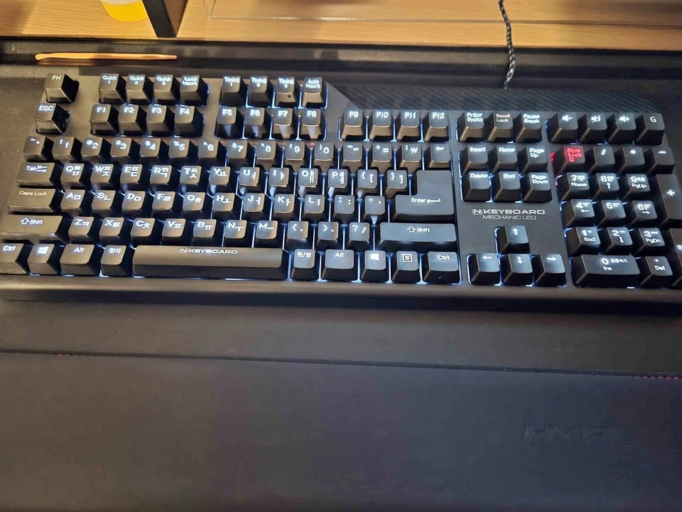 NKeyboard mechanical gaming keyboard with onboard macro