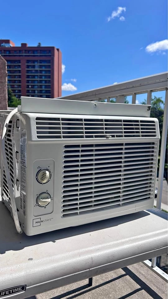 Mainstays 5,000 BTU Window Air Conditioner