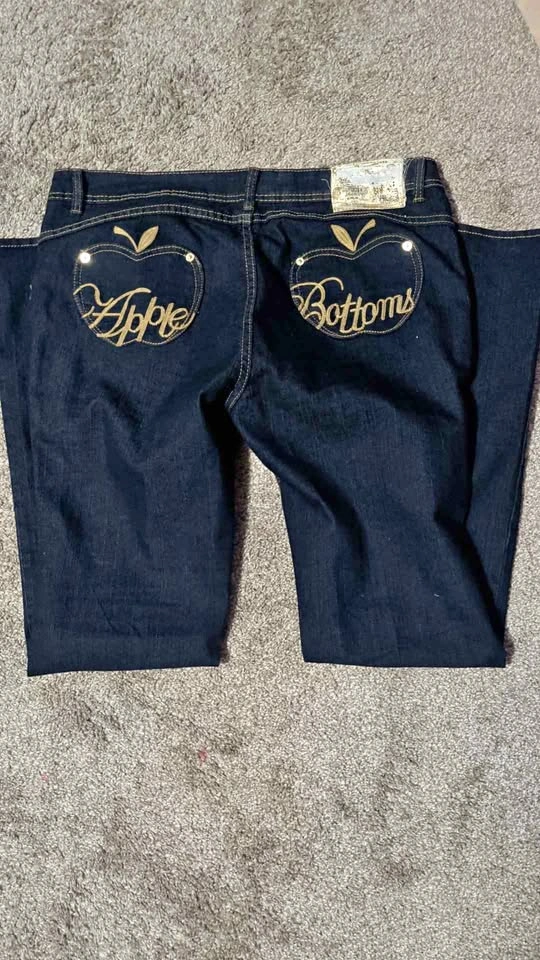 Apple bottom jeans