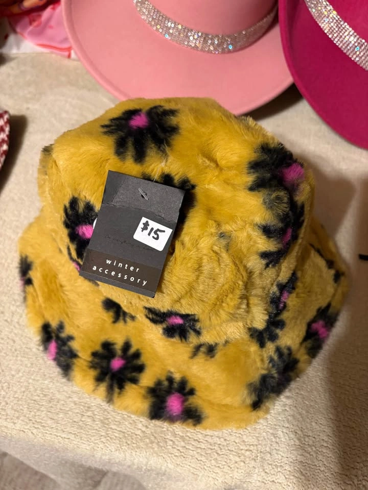 Yellow Fuzzy Faux Fur Daisy Bucket Hat NEW Martindale NE - photo 3