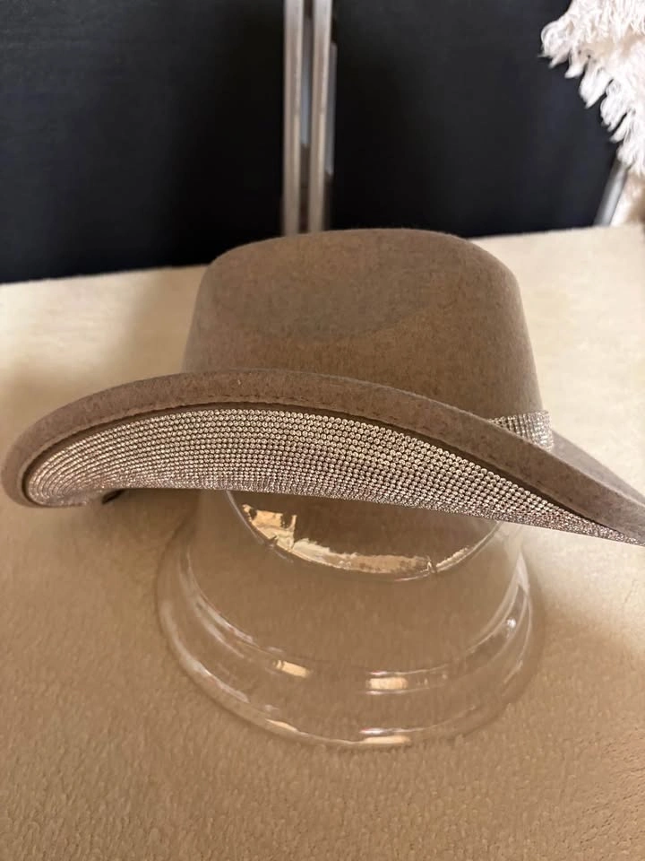 Taupe felt Rhinestone Embellished Cowboy Hat- new - photo 4