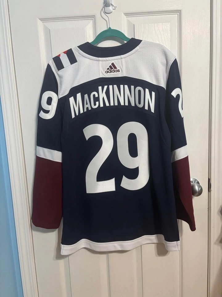 Nathan MacKinnon Avalanche Jersey - photo 2