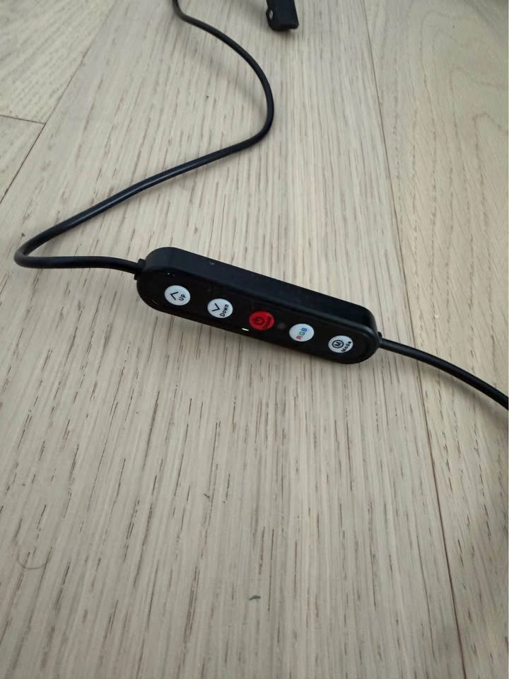 LED Ring Light with phone holder - photo 4