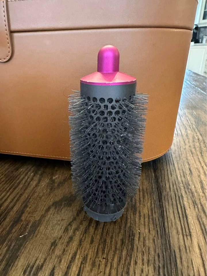 Dyson Airwrap Attachments - photo 3