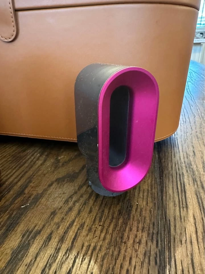 Dyson Airwrap Attachments - photo 4