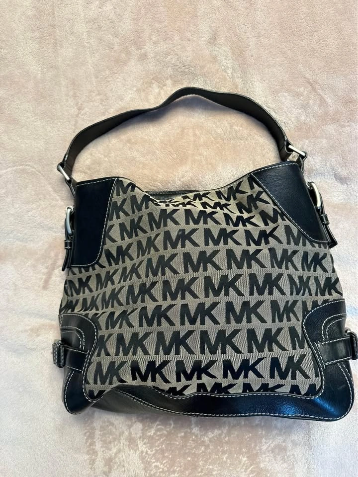 Black Y2K Michael Kors Shoulder Bag
