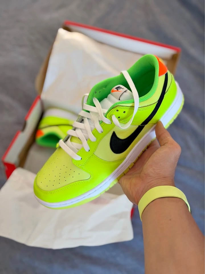 Nike Dunk Low SE Splash Volt - FJ4610-702