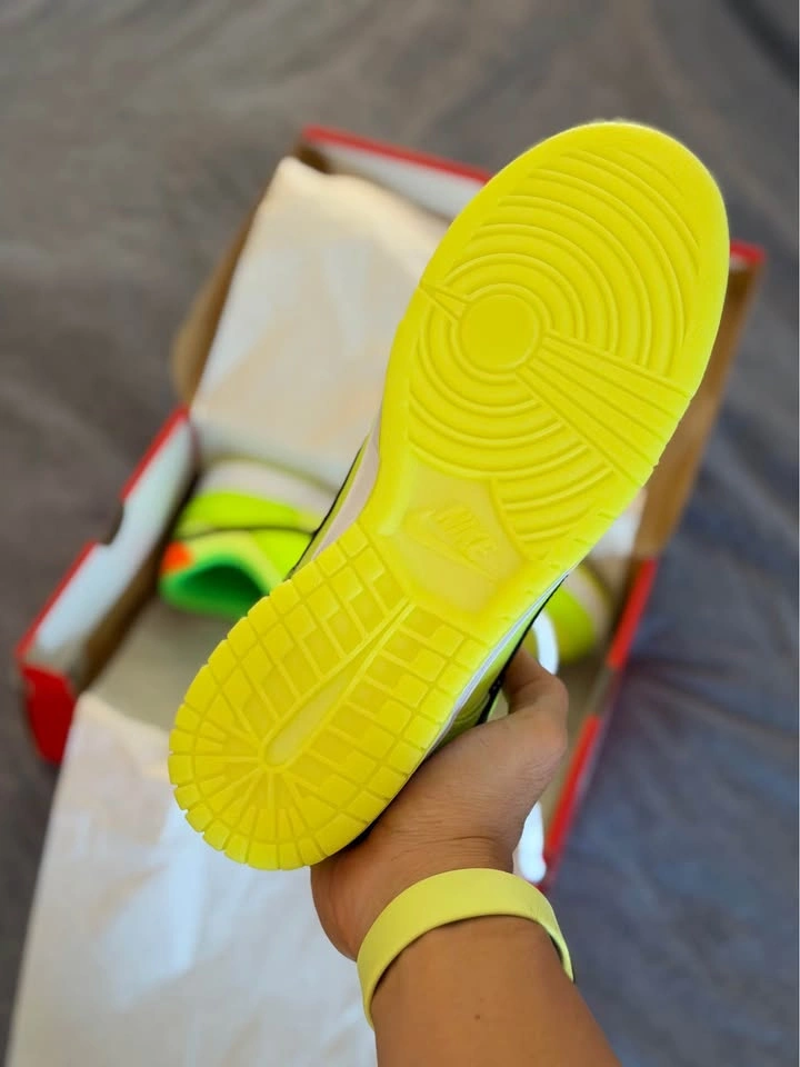 Nike Dunk Low SE Splash Volt - FJ4610-702 - photo 4