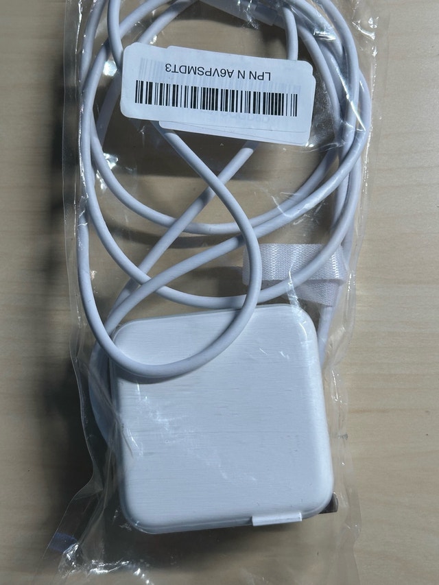 Apple 61W USB Type-C Power Adapter