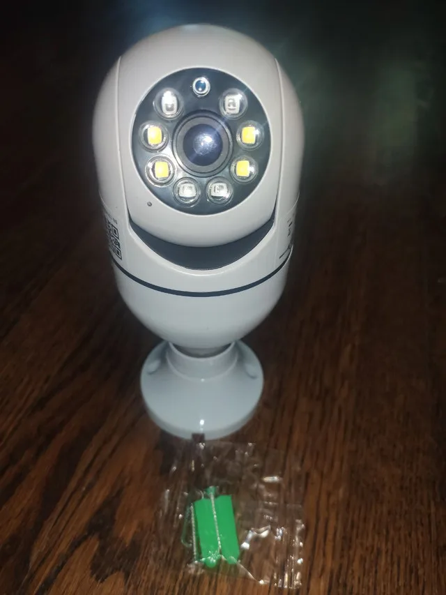 Light Bulb Security Camera 5GHz 1080P Wireless image indicator(2)
