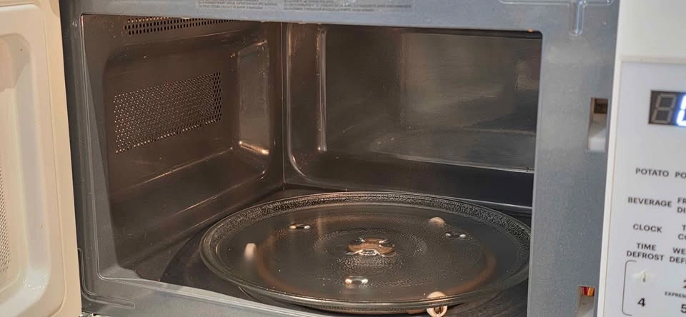 Microwave Vida 0.9-cu-ft - photo 2