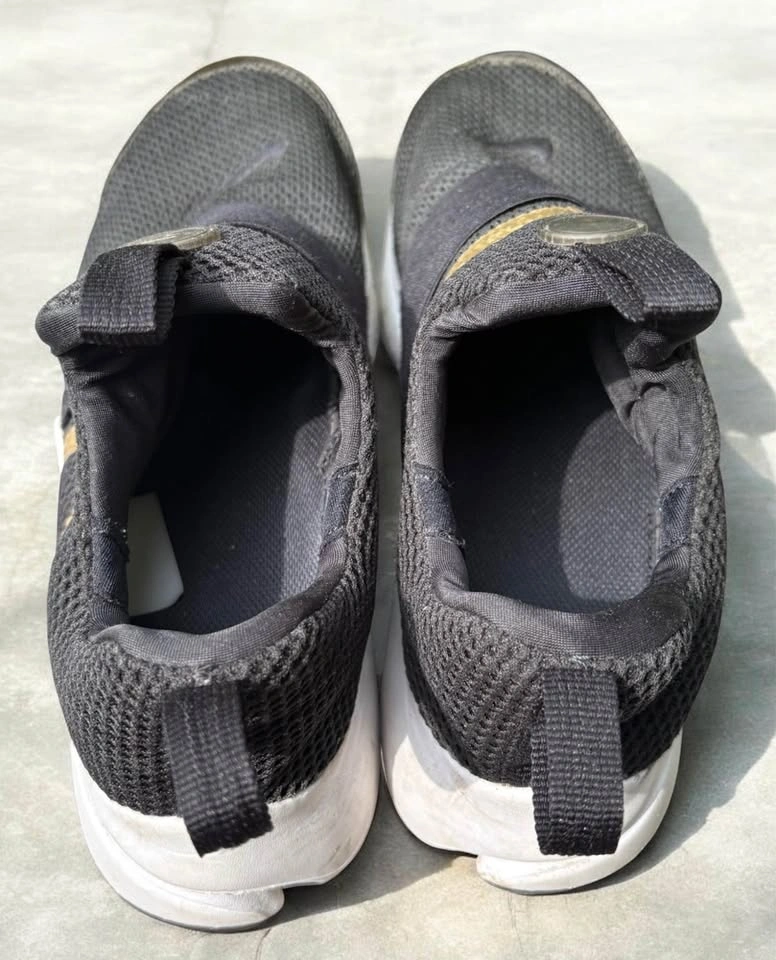 Nike Presto Extreme Black and Gold size 7Y - photo 3