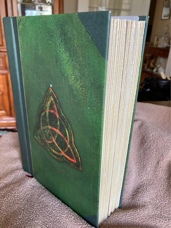 Charmed The Complete Series Boxed Set - photo 5