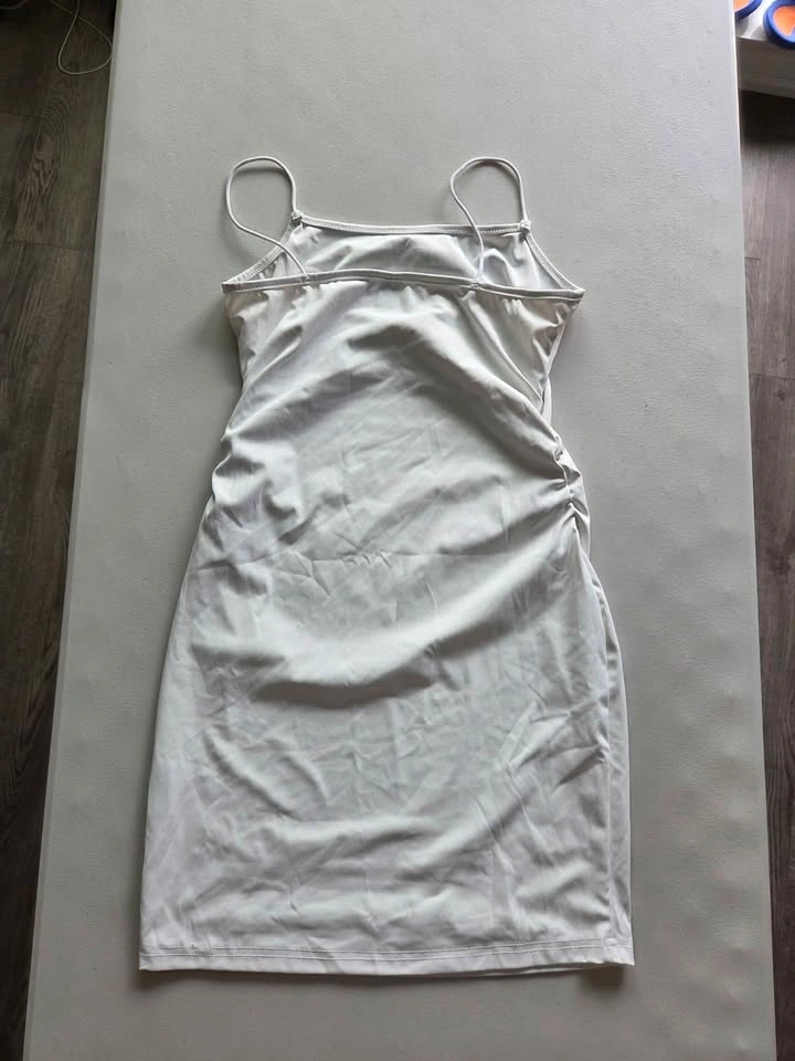 Plain white dress - photo 2