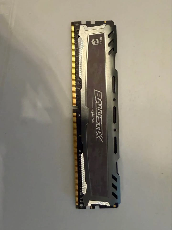 Ballistix Sport 8GB DDR4-2400 Gaming Memory - photo 3