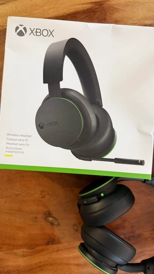 Xbox Wireless Headset - photo 3