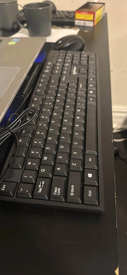 Manhattan wired keyboard - new! - photo 2