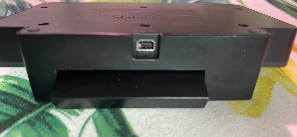 Nintendo 3DS Charging Cradle (Model CTR-007) - photo 3