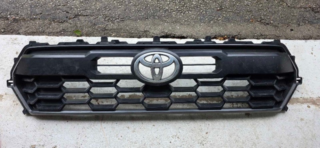 Toyota Radiator Grille