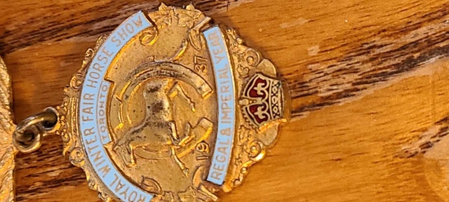 1937 Royal Winter Fair Horse Show Judge Pin - photo 4