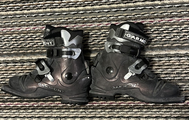 Garmont Telemark Boots Size 6 or 24