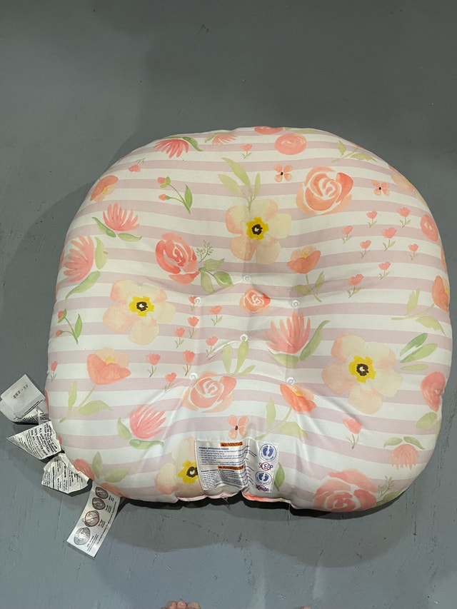 Boppy Newborn Lounger