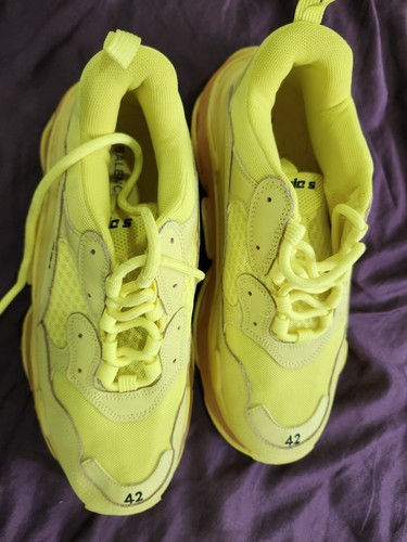 balenciaga triple s 42