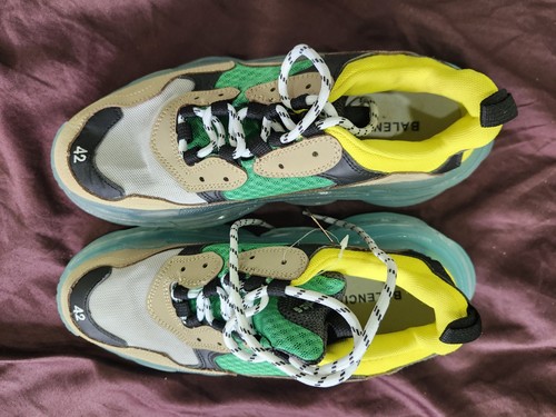 balenciaga triple s size 42