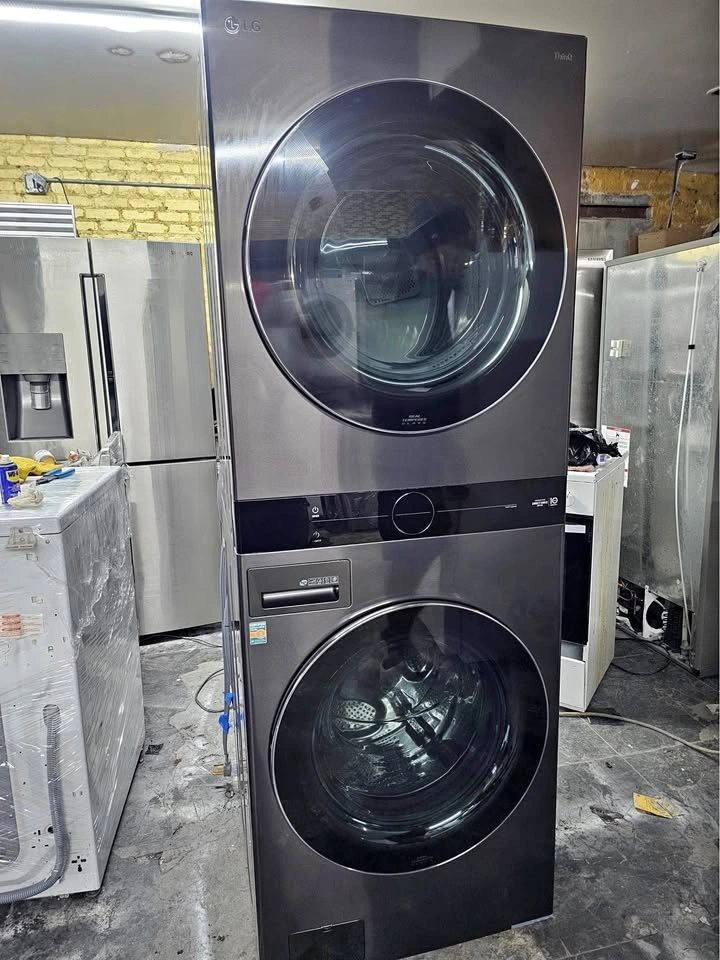 LG Washer and dryer electric 220 volt