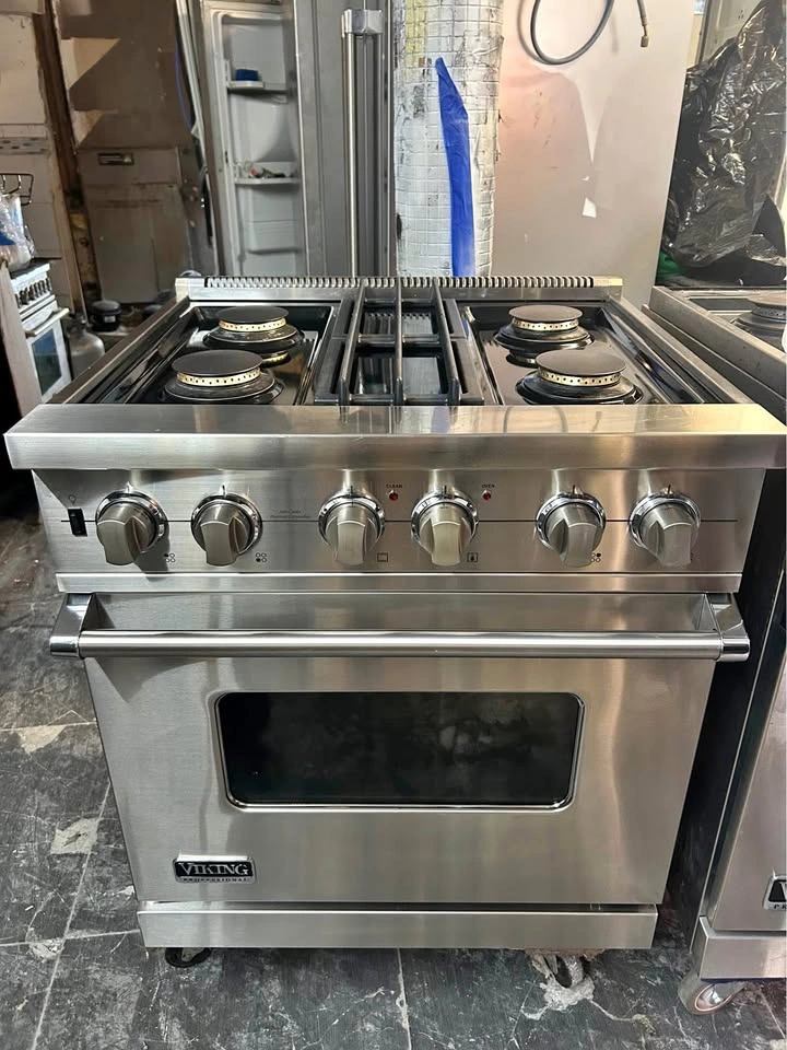 Viking Stove 30 inche 4 burners, silver