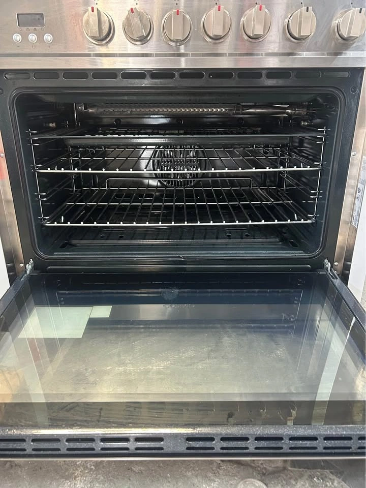 Cosmo brand stove 36 wide silver, 5 burners - photo 3