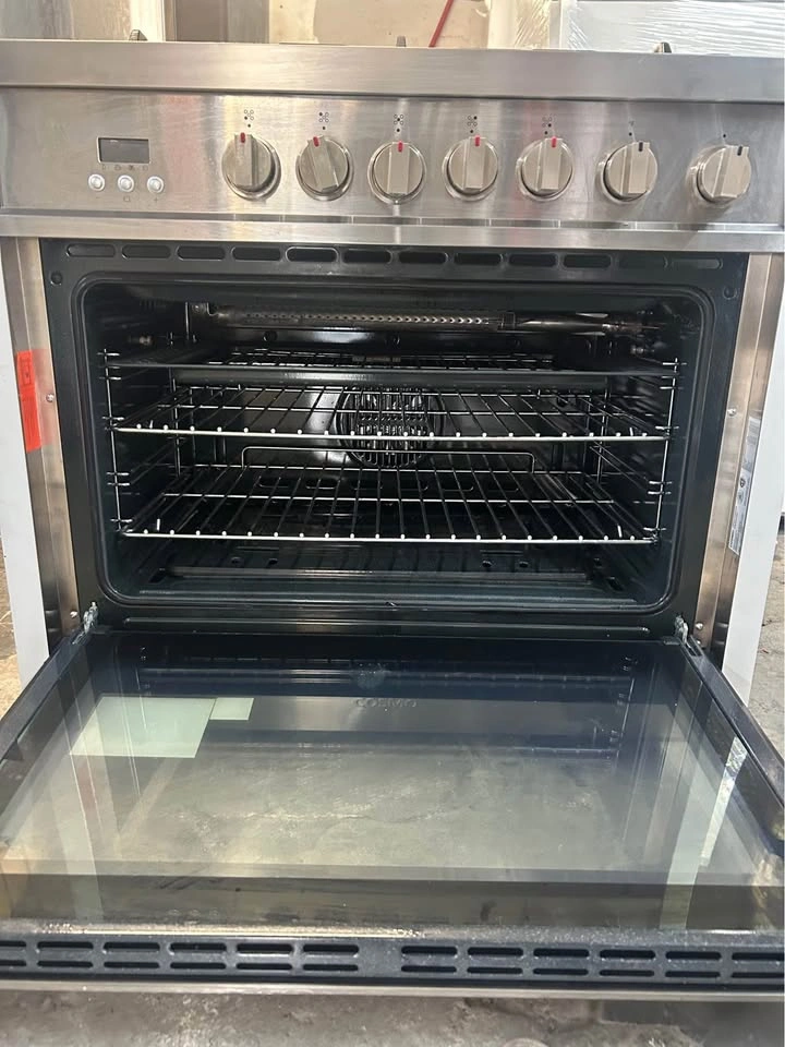 Cosmo brand stove 36 wide silver, 5 burners - photo 4