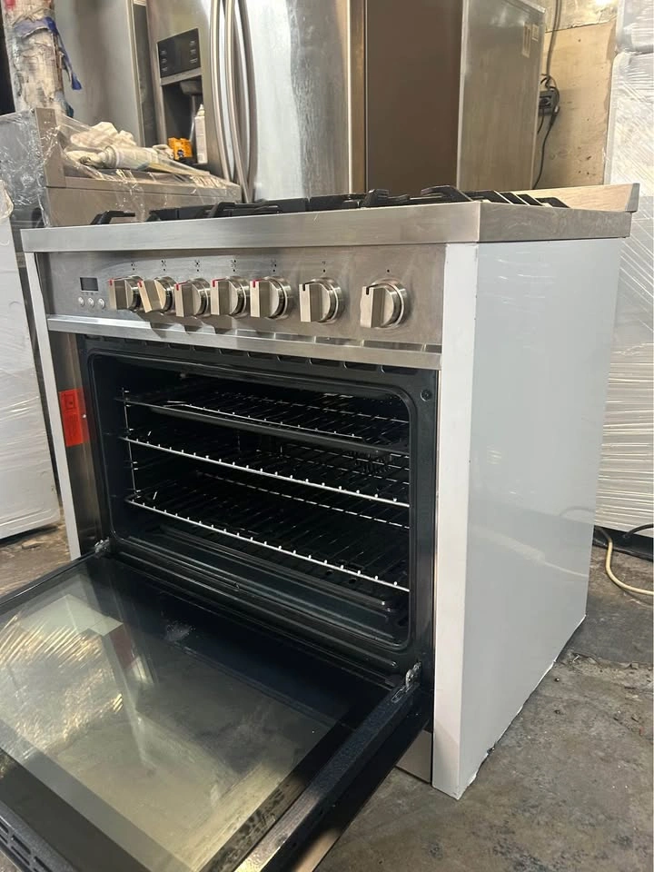 Cosmo brand stove 36 wide silver, 5 burners - photo 5
