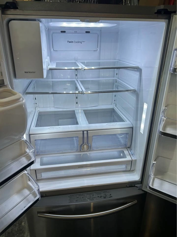 Samsung stove 36 wide 3 doors silver excellent conditions - photo 3