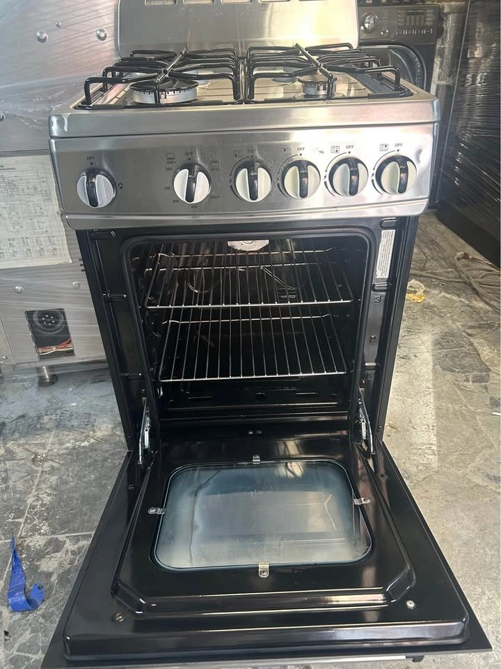 Avanti 20" Stove - Silver and Black, 4 Burners, Like New - photo 2