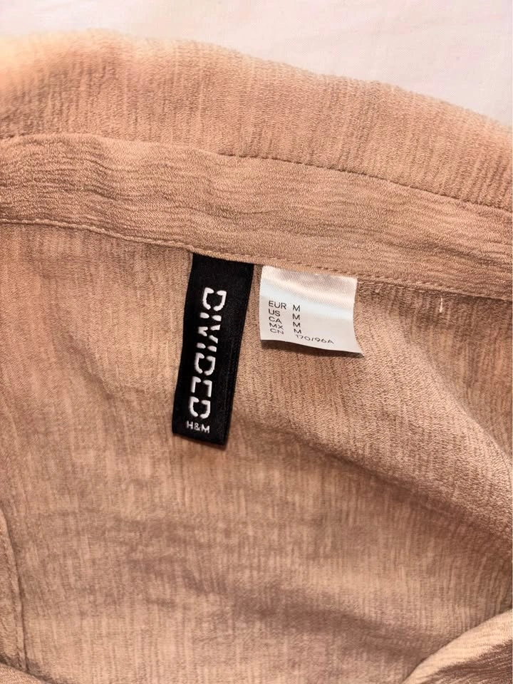 NEW H&M Textured Cropped Button Up Shirt - photo 3