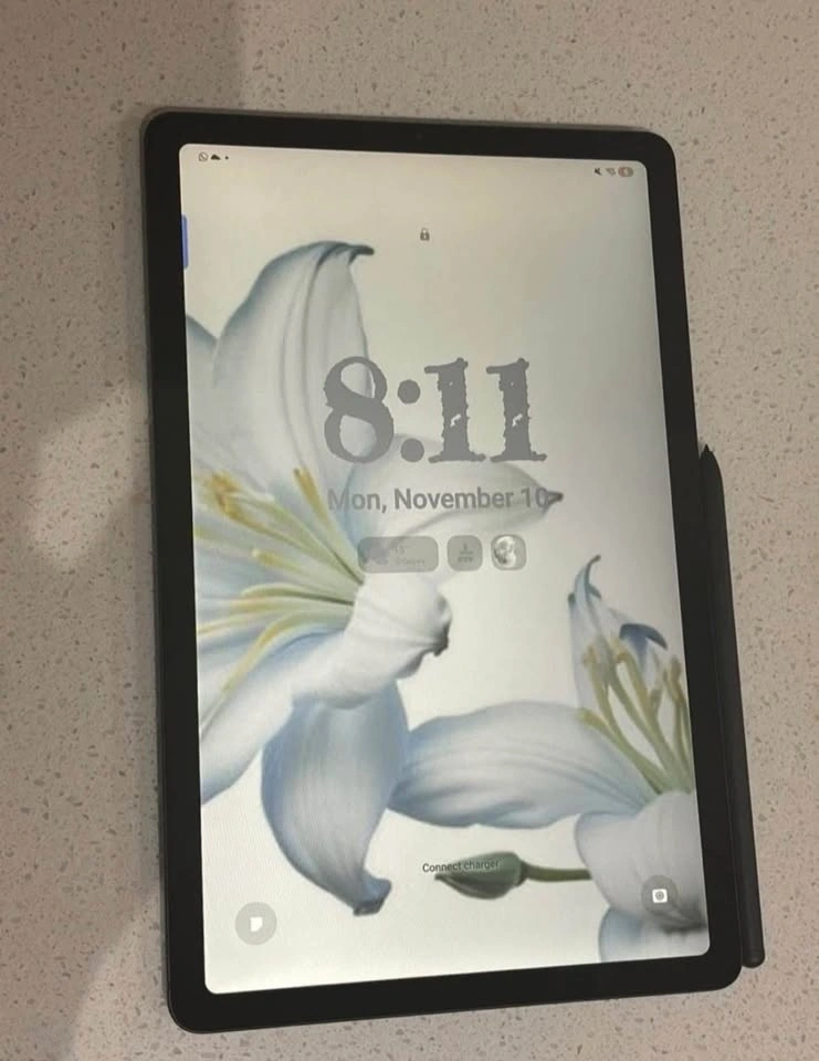Black Samsung Galaxy S6 Lite Tablet (2024) + New Accessories - photo 2