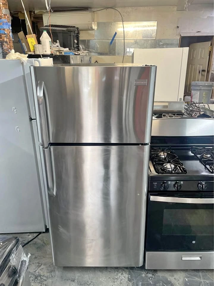 30-inch Wide Black 2-Door Refrigerator