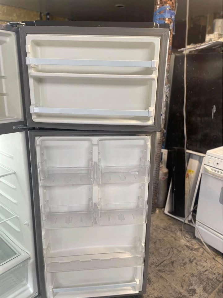 Whirlpool fridge 28 wide silver 2 doors - photo 3