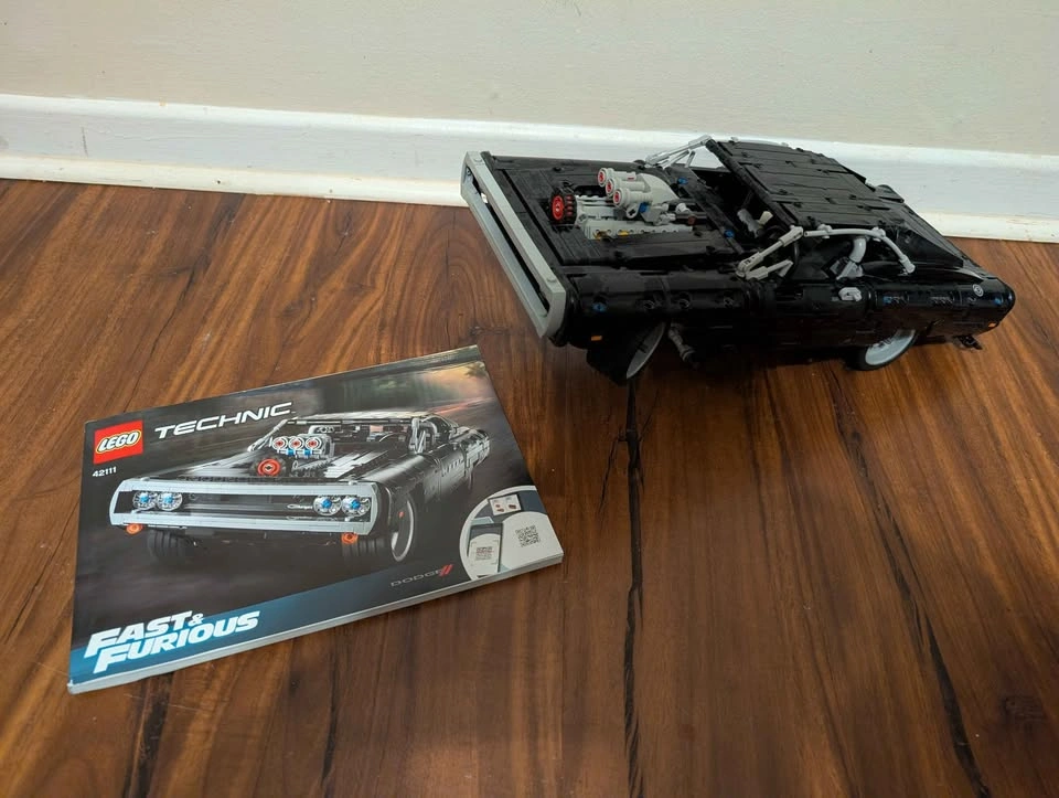LEGO Technic [42111] Dom's Dodge Charger For Sale - photo 5