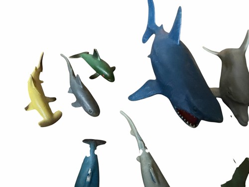 Lot of 9 Plastic Shark Toy Figures Ocean Animals Sea Life - photo 4