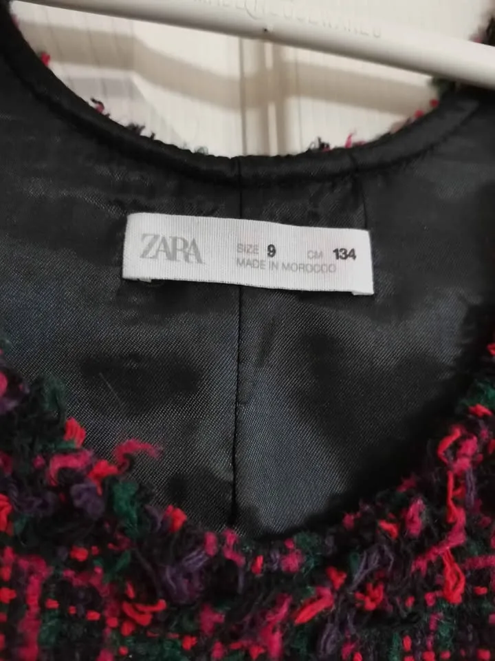 Girls' Zara dress size 9 image indicator(2)