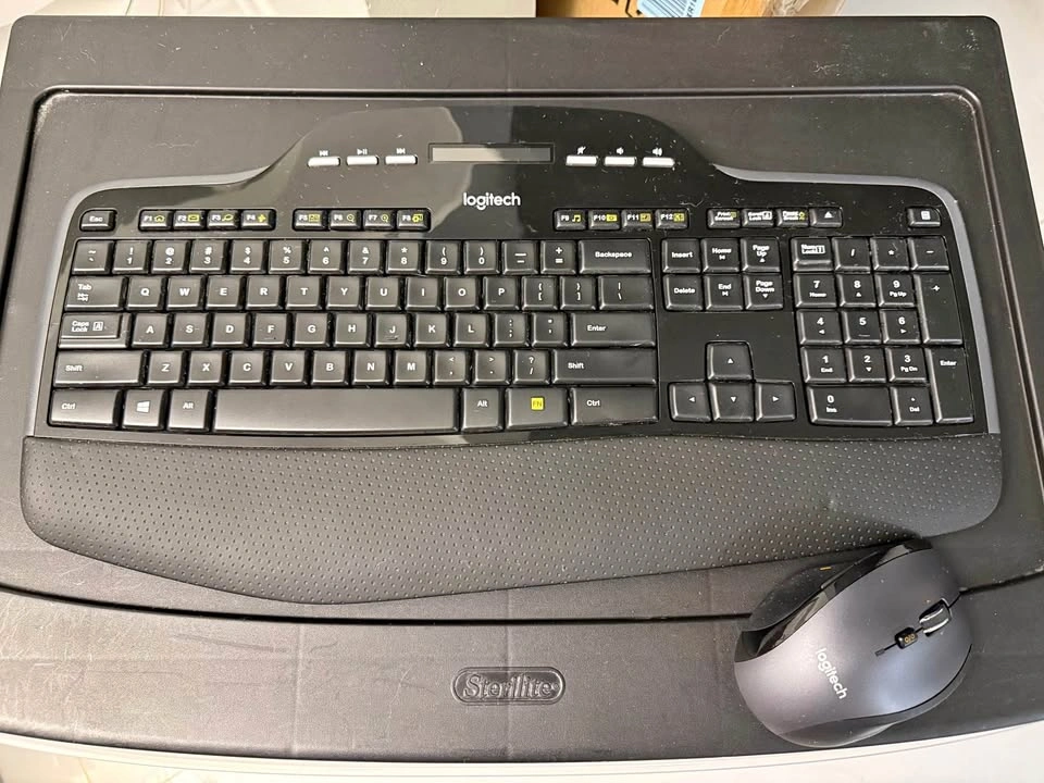 Logitech Wireless Keyboard + Mouse Bundle (TESTED WORKING)