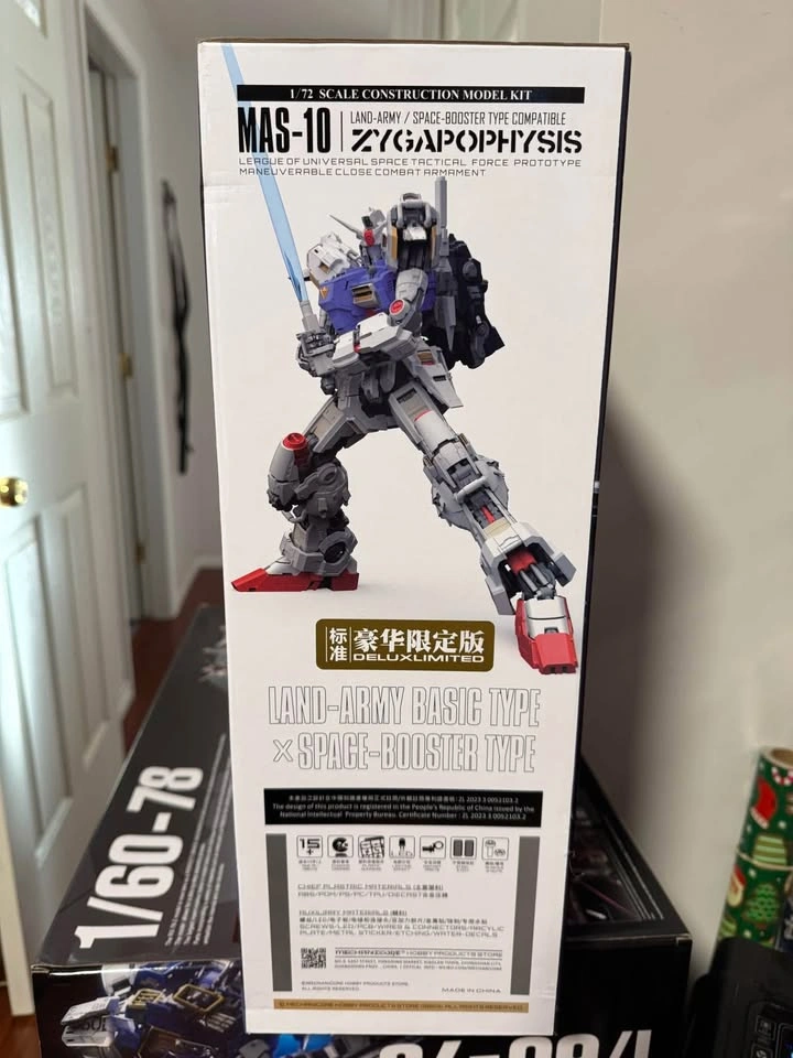 Brand New MAS-10 SUPERNOVA Model Kit – Heavy Space Booster - photo 2